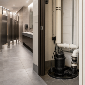 08_Managing_High_Traffic_Commercial_Restrooms